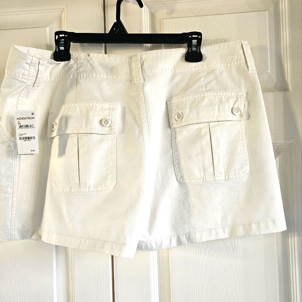 NWT Women's BP. Cotton Utility Shorts Pockets Zip/Button Closure Size 16 Ivory - Picture 3 of 13